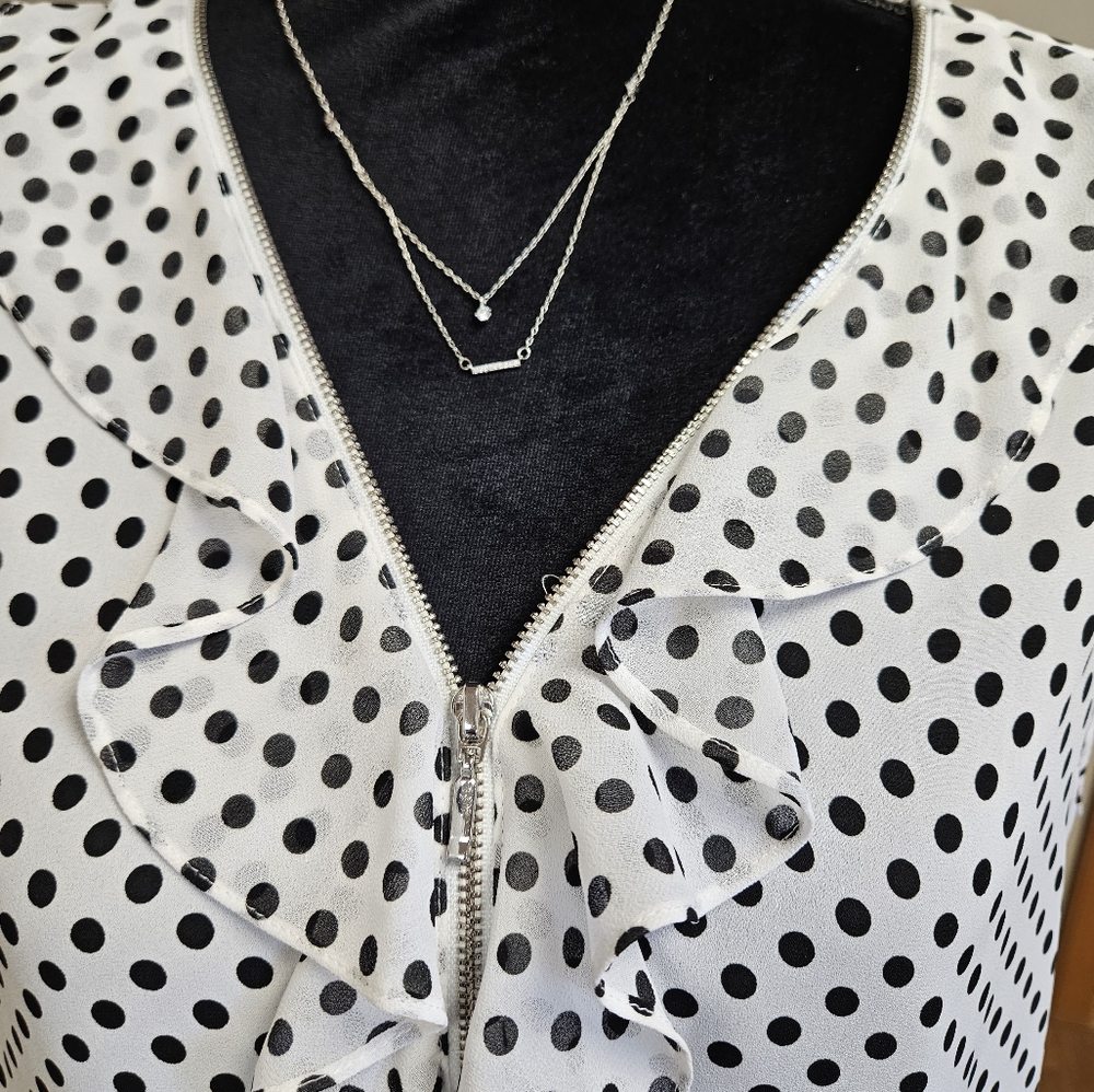 INC International Concepts women's large white & black polka-dot sleeveless top - Picture 3 of 7